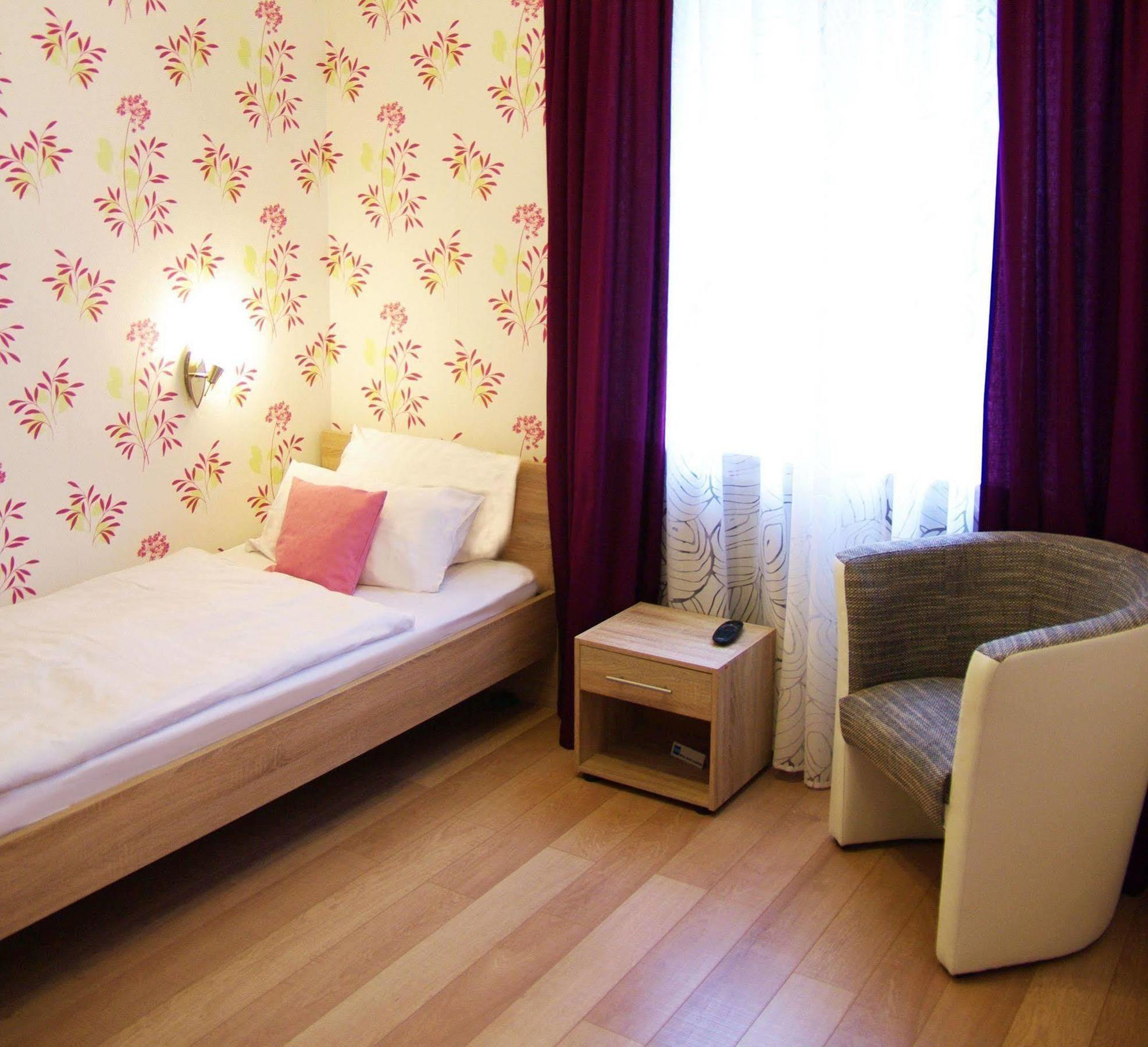 Waldhotel Bad Muenstereifel Exteriör bild